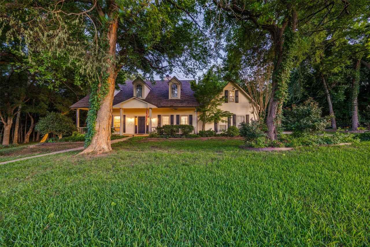 11442 Wild Rose Ln - Photo 2 of 25