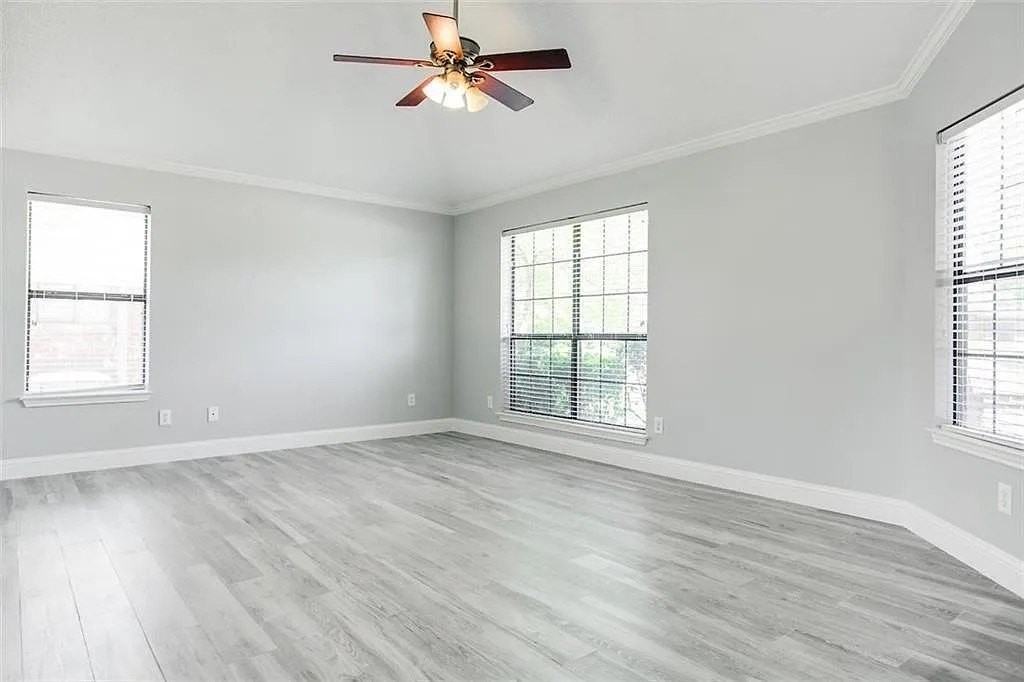 1510 Gardenia Dr - Photo 5 of 26