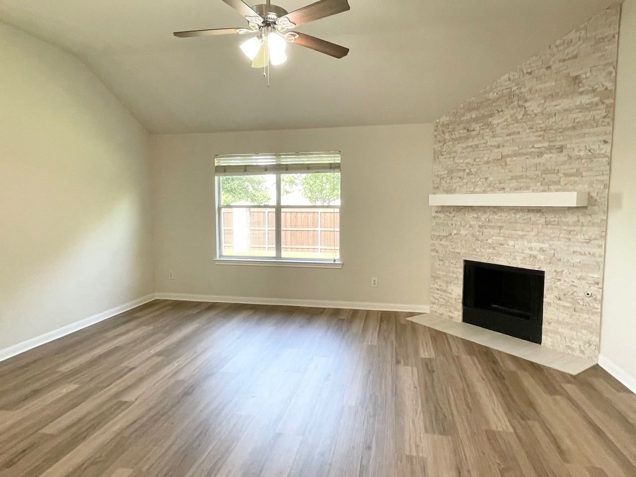 2705 Lumina Dr - Photo 6 of 22