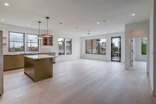 309 W Daggett Ave #205 - Photo 1 of 1