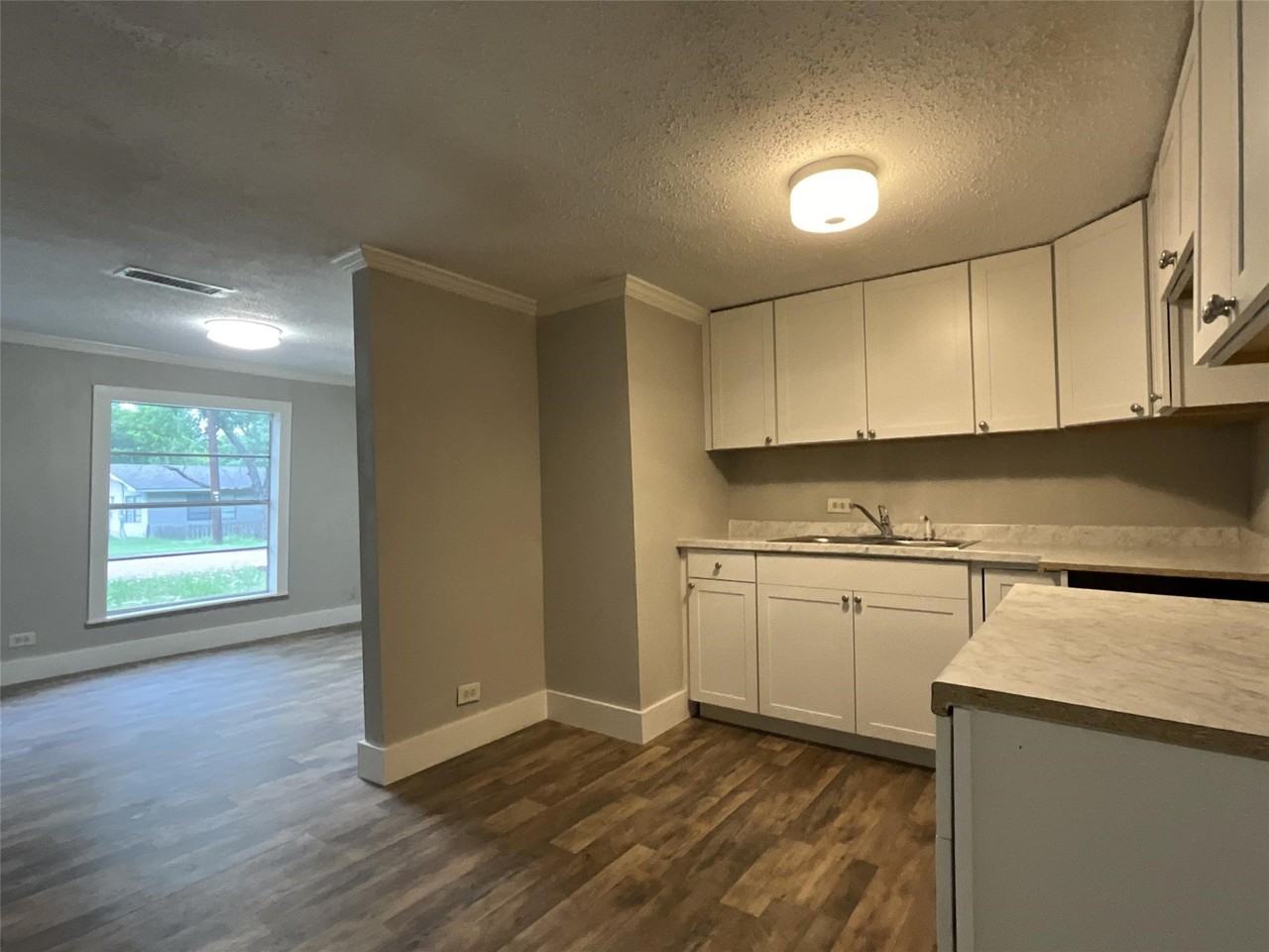 560 Athens St #580 - Photo 7 of 10