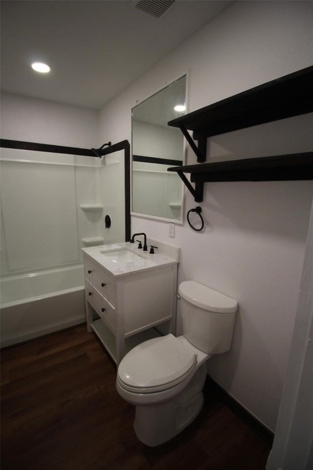 1015 W Kuykendall St - Photo 2 of 8
