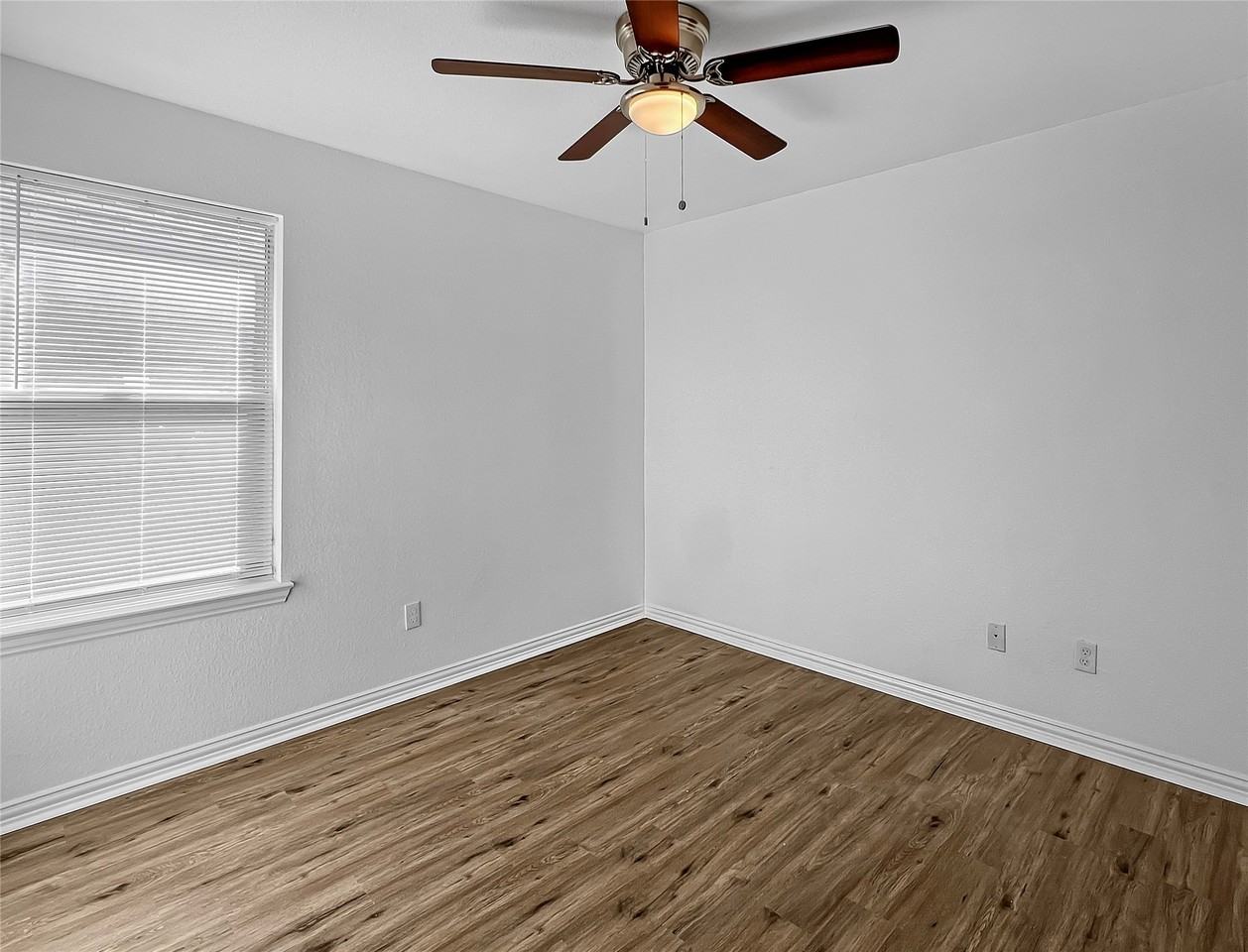 2712 Dawn Spring Dr - Photo 7 of 9