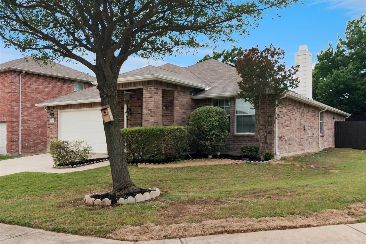 13221 Galaxy Dr - Photo 3 of 25