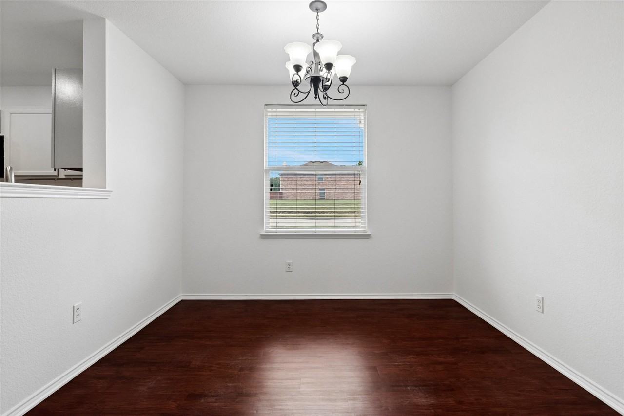 13221 Galaxy Dr - Photo 7 of 25