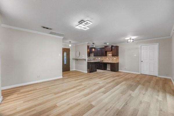 1608 Leon St - Photo 4 of 16