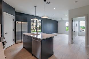 309 W Daggett Ave #207 - Photo 1 of 1