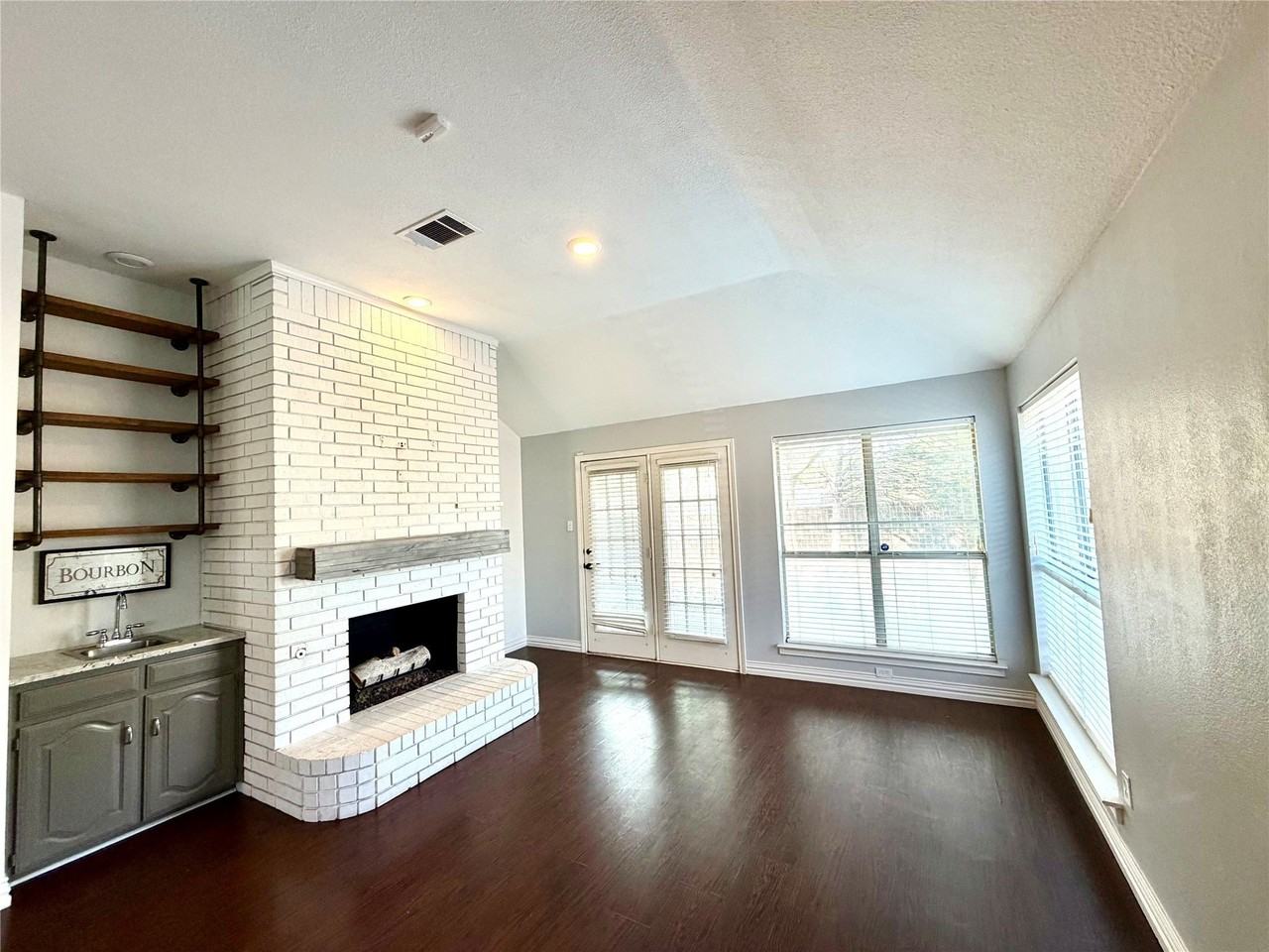 4232 Osborn Rd - Photo 6 of 22