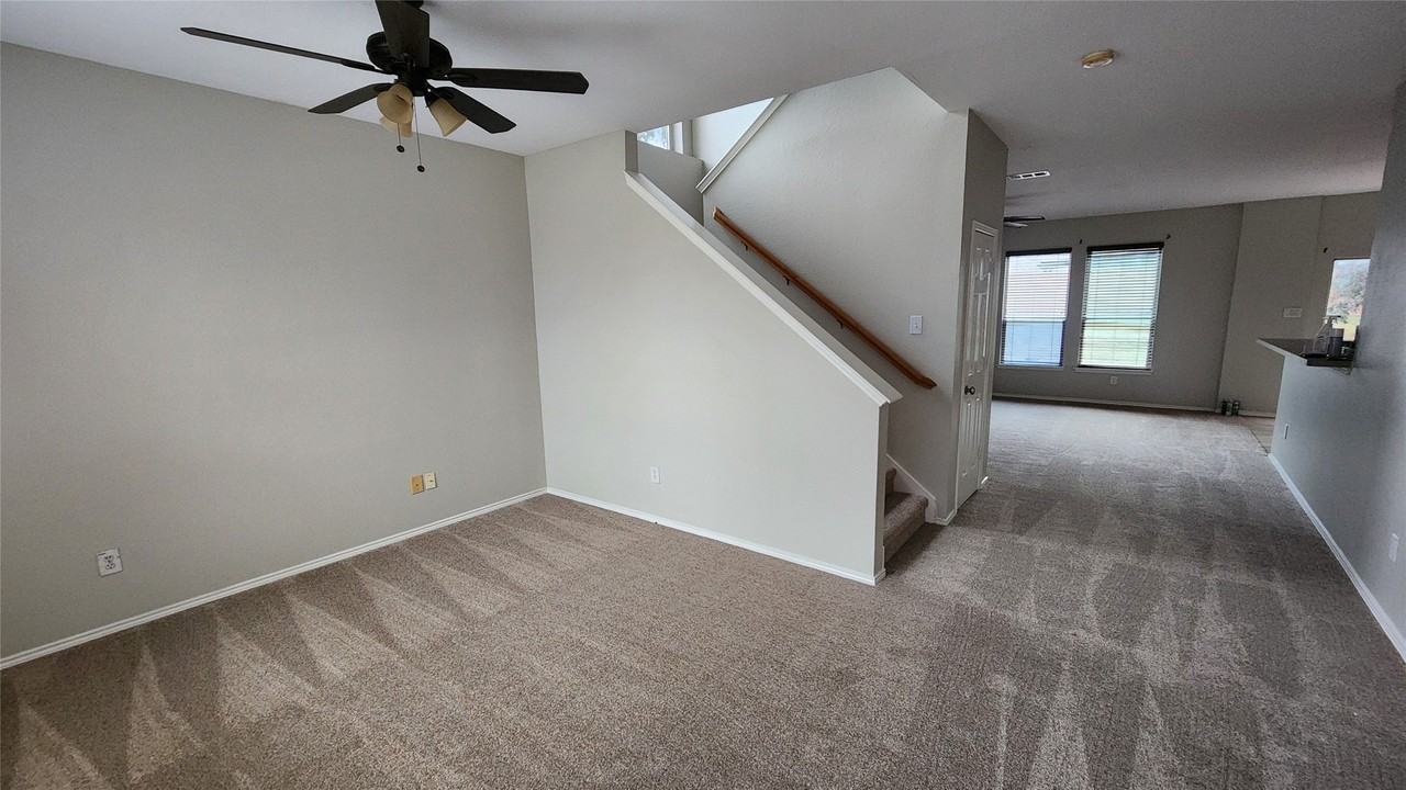 9201 Popes Creek Ct - Photo 2 of 19