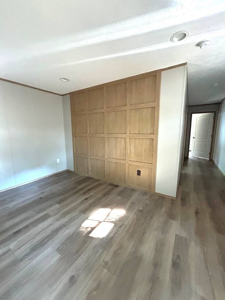 31 Rena Dr - Photo 6 of 11