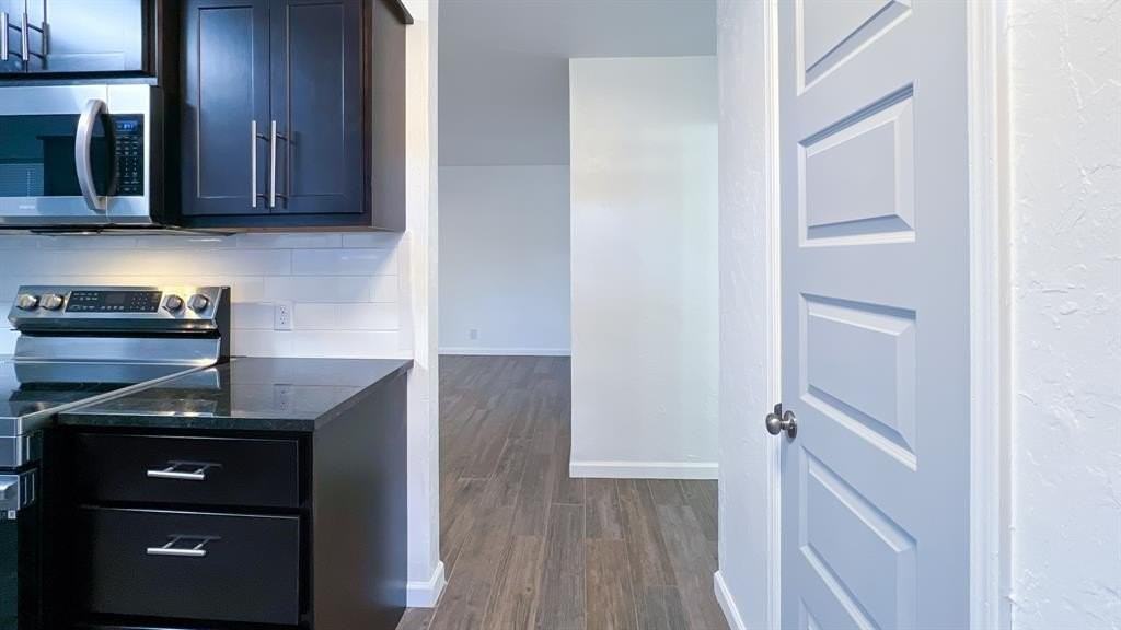 13408 Thompson Rd - Photo 7 of 30
