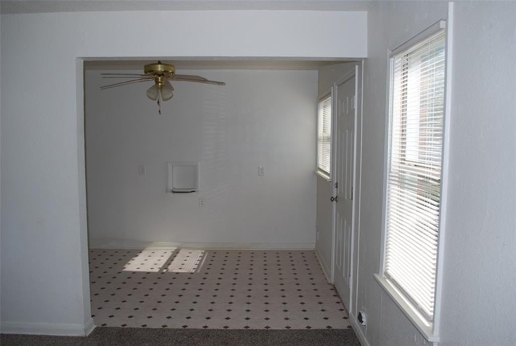 408 Babb Dr - Photo 7 of 21