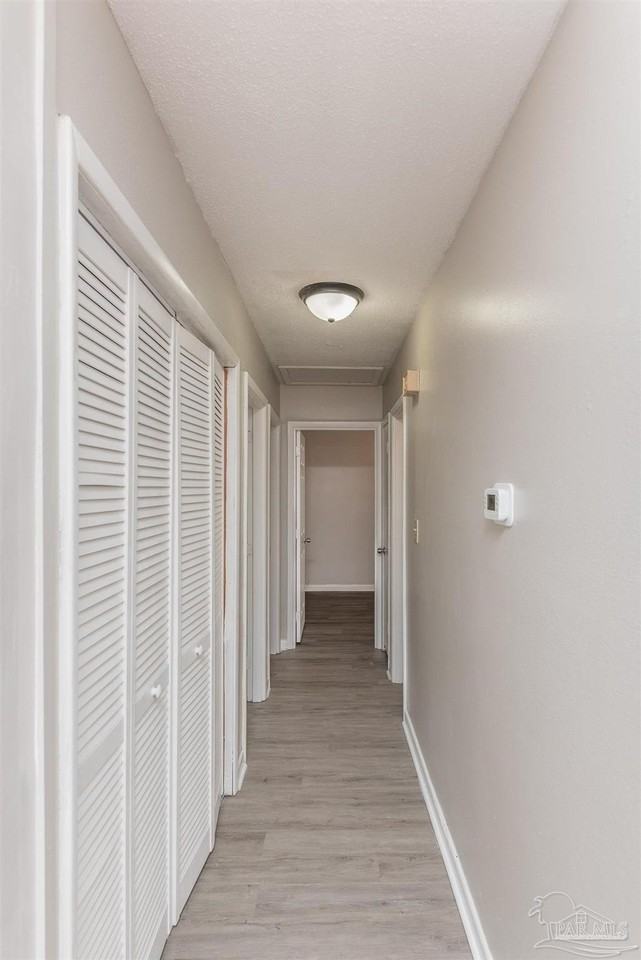 6404 Dunbar Rd - Photo 6 of 15