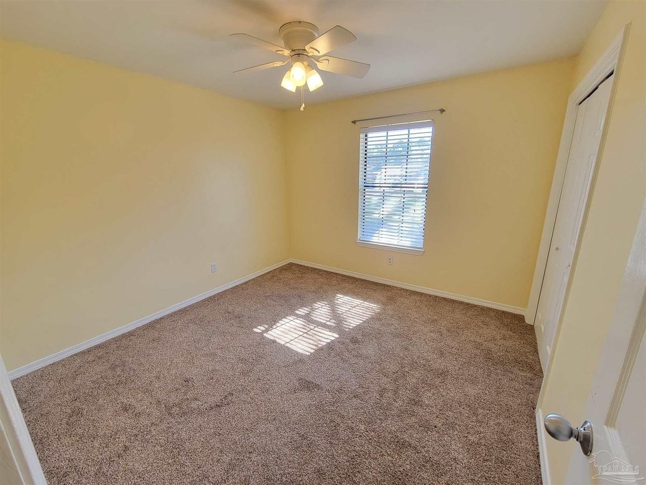 1306 Pine Hill Cir - Photo 5 of 24