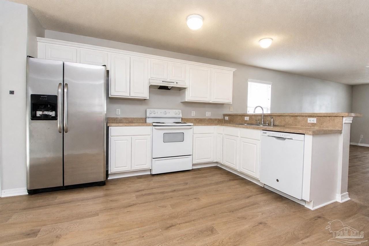 10588 Wilderness Ln - Photo 6 of 17