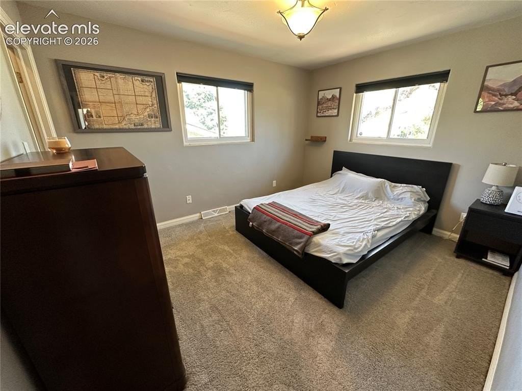 1314 Mcarthur Ave - Photo 5 of 15
