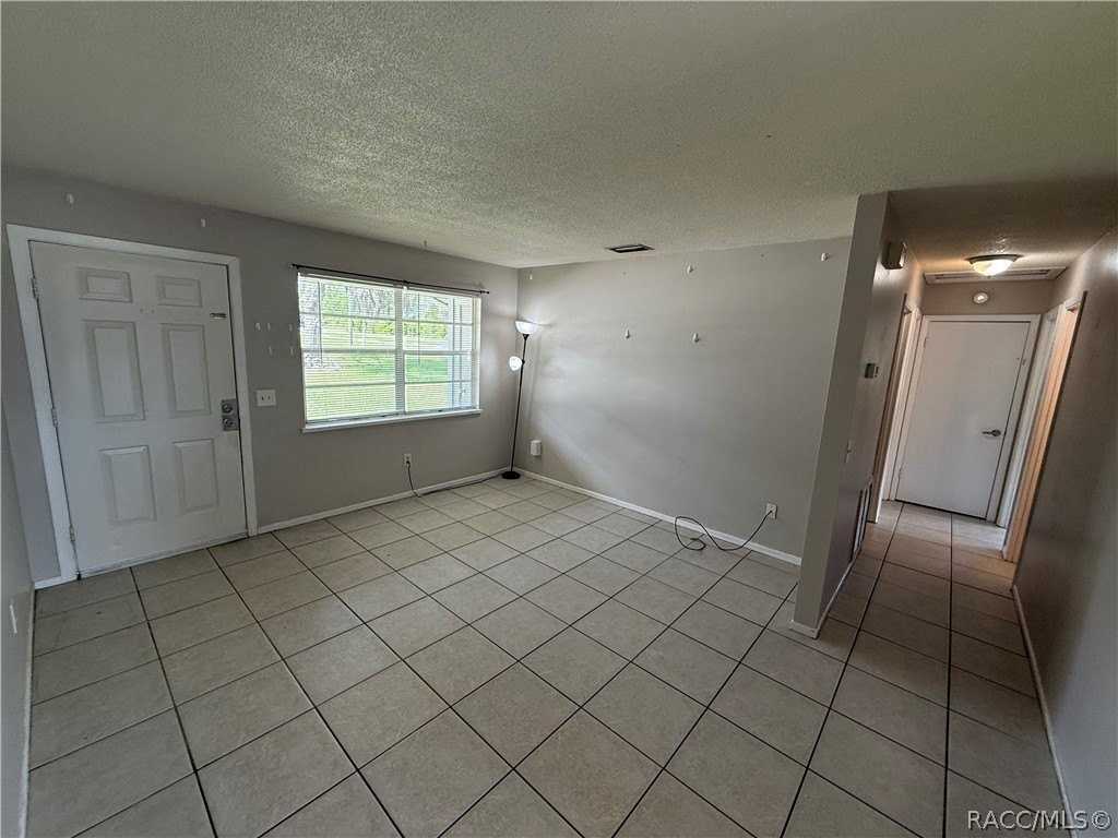 300 Wilda Ave - Photo 4 of 18