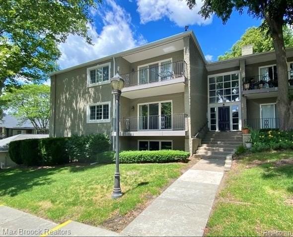 1111 N Old Woodward Ave #1 - Photo 2 of 22