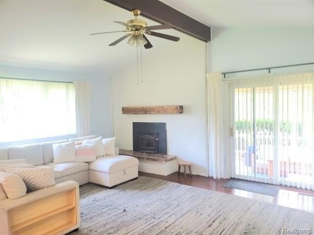 37515 Agar Dr - Photo 4 of 25