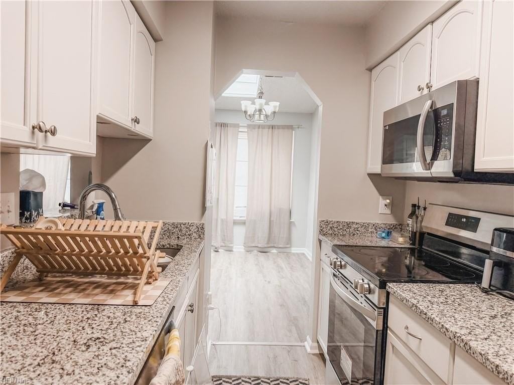 5433 Campus Dr - Photo 4 of 18