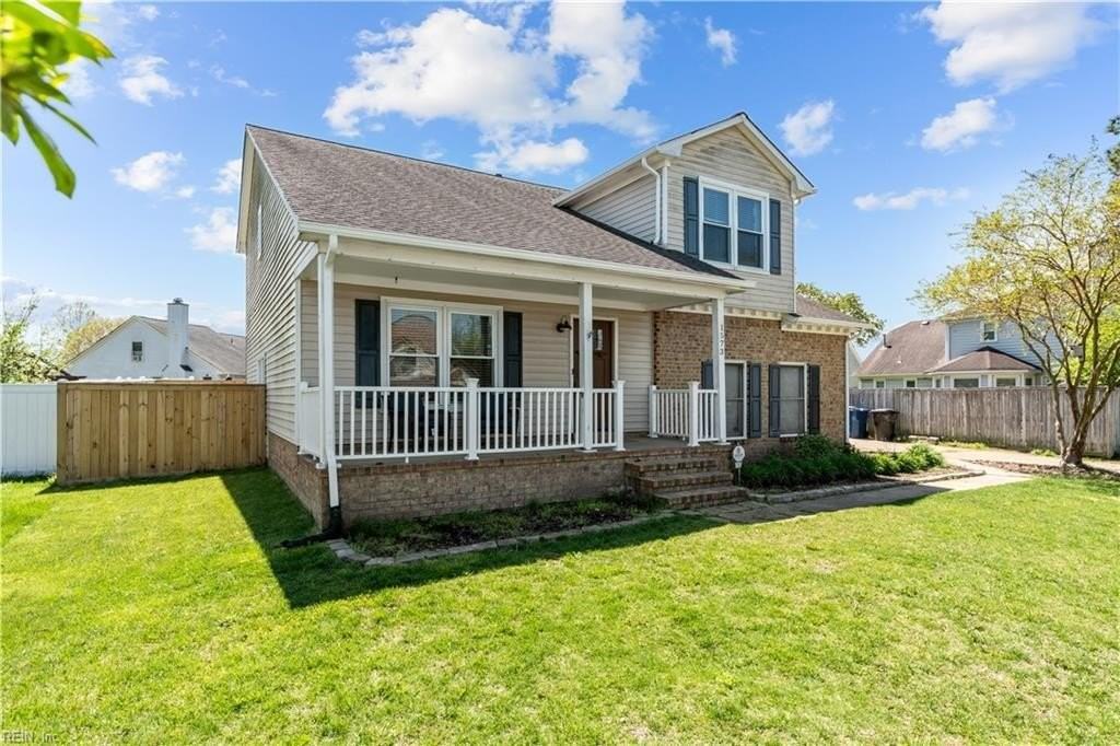 1573 Devon Way - Photo 2 of 23