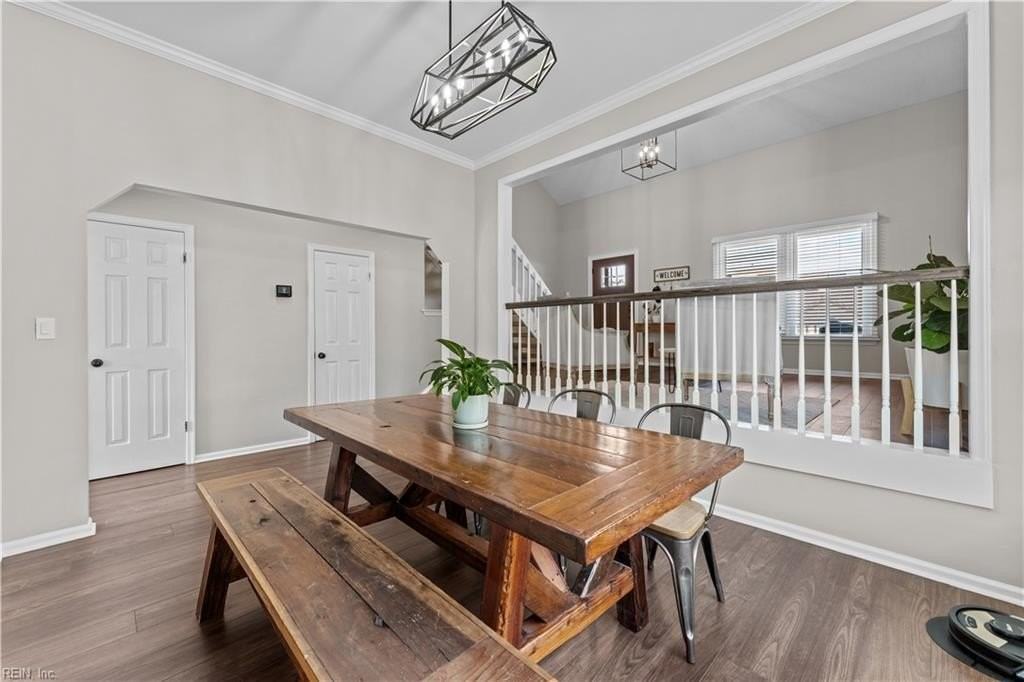 1573 Devon Way - Photo 6 of 23