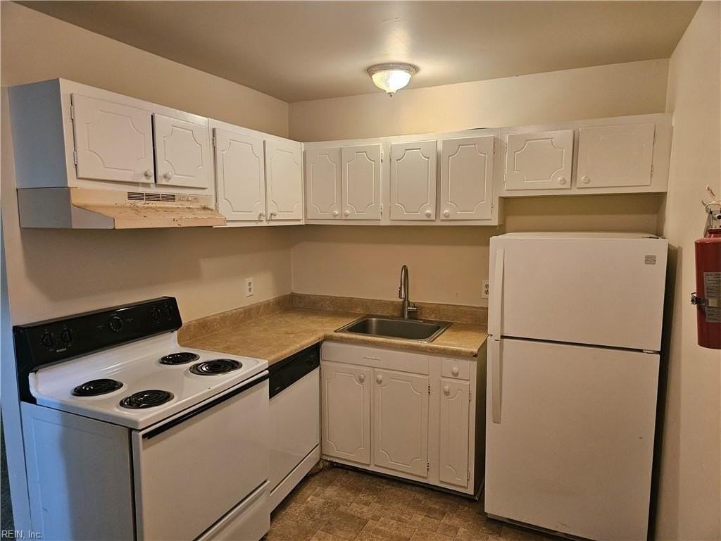 1428 Baychester Ave #B2 - Photo 3 of 7