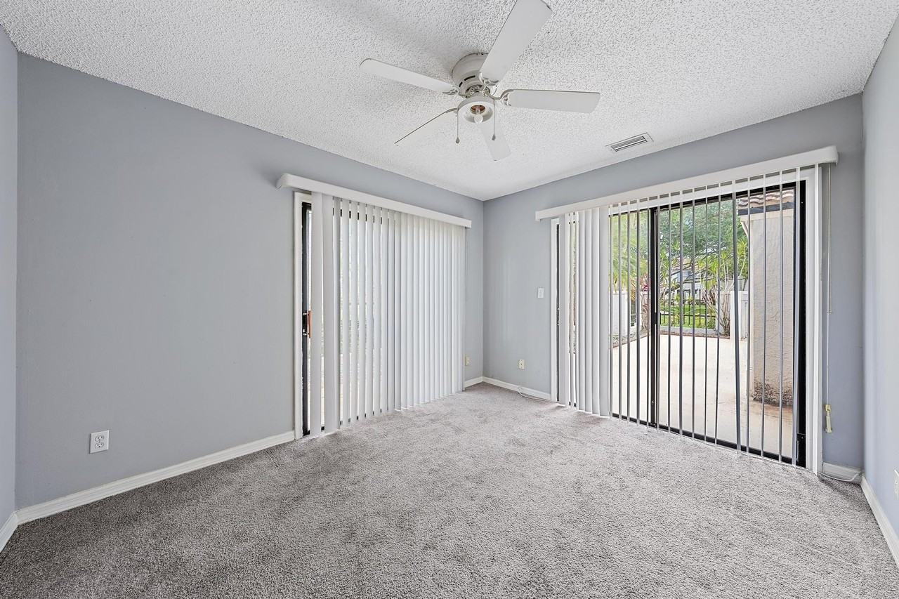 352 Prestwick Cir #1 - Photo 4 of 17