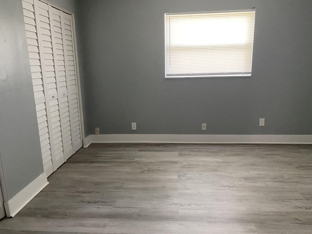 207 Nw 32nd Ct #106 - Photo 7 of 13