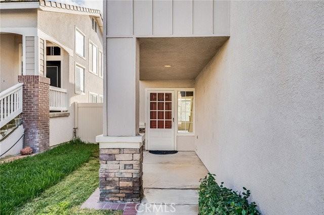 28 Homestead Dr - Photo 2 of 8