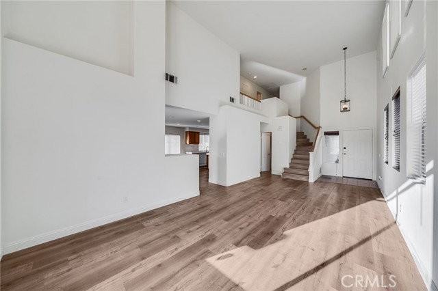 28 Homestead Dr - Photo 5 of 8