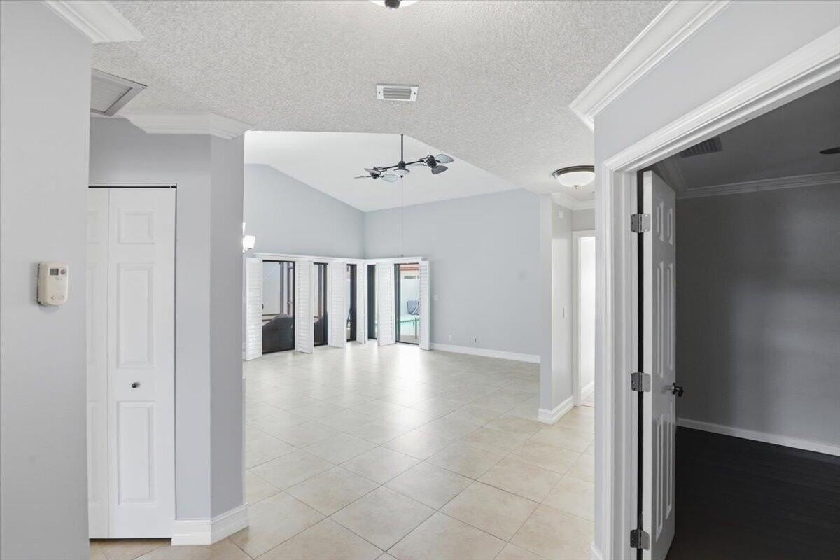 21583 Villa Nova Dr - Photo 7 of 50