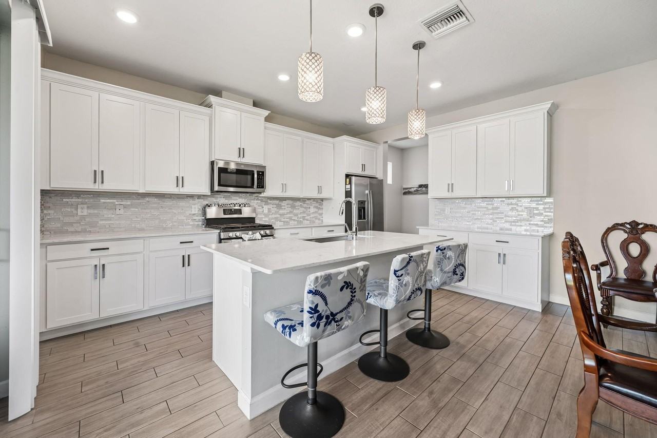 1408 Wandering Willow Way - Photo 3 of 50