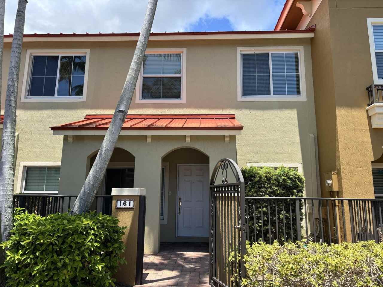161 Monterey Bay Dr