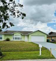 367 Sw Donna Ter - Photo 1 of 1