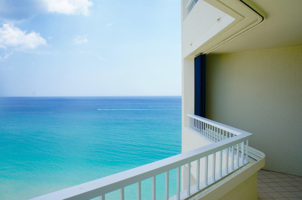 5070 N Ocean Dr #10B - Photo 4 of 37