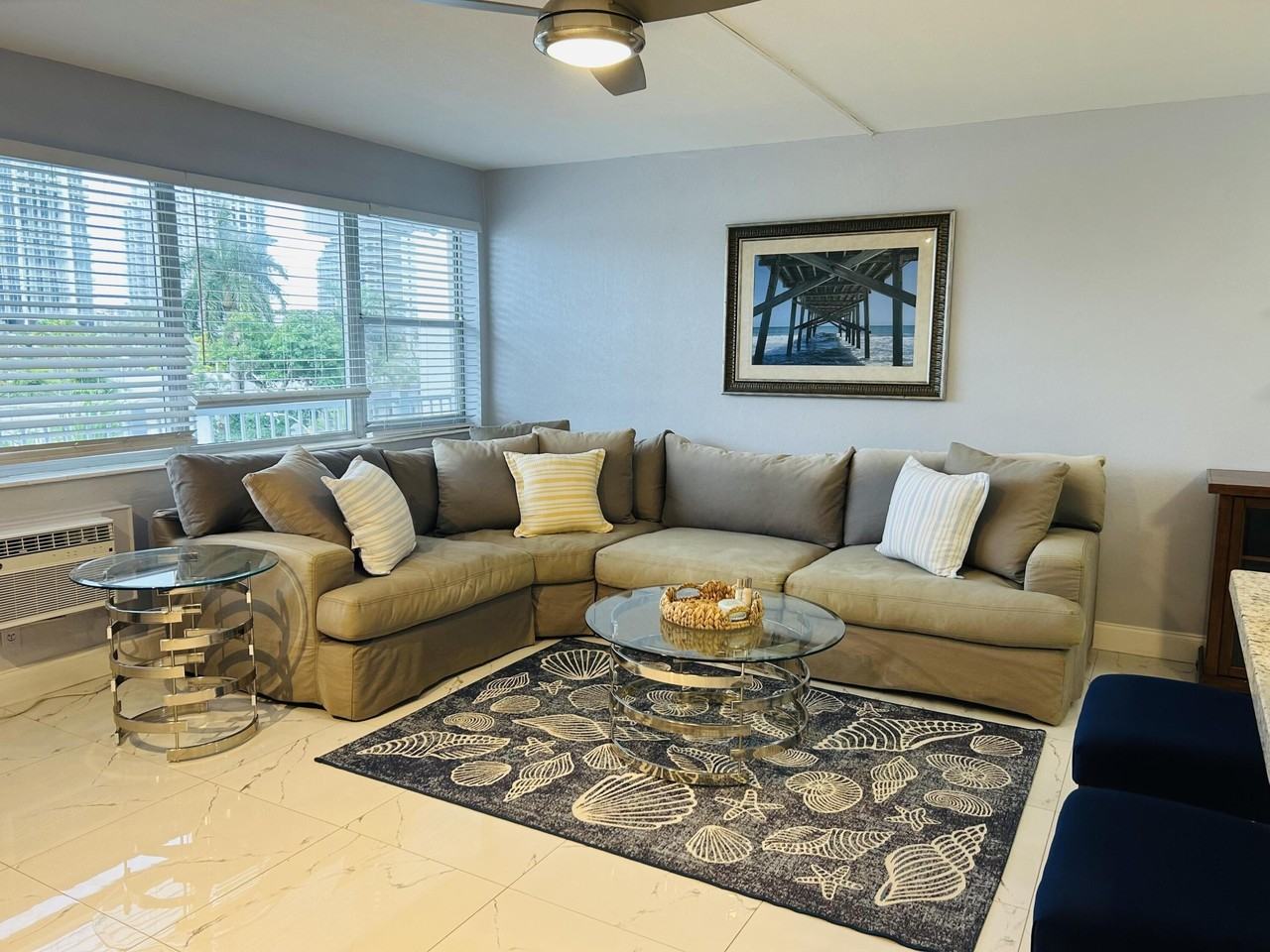 625 Antioch Ave #407 - Photo 3 of 14