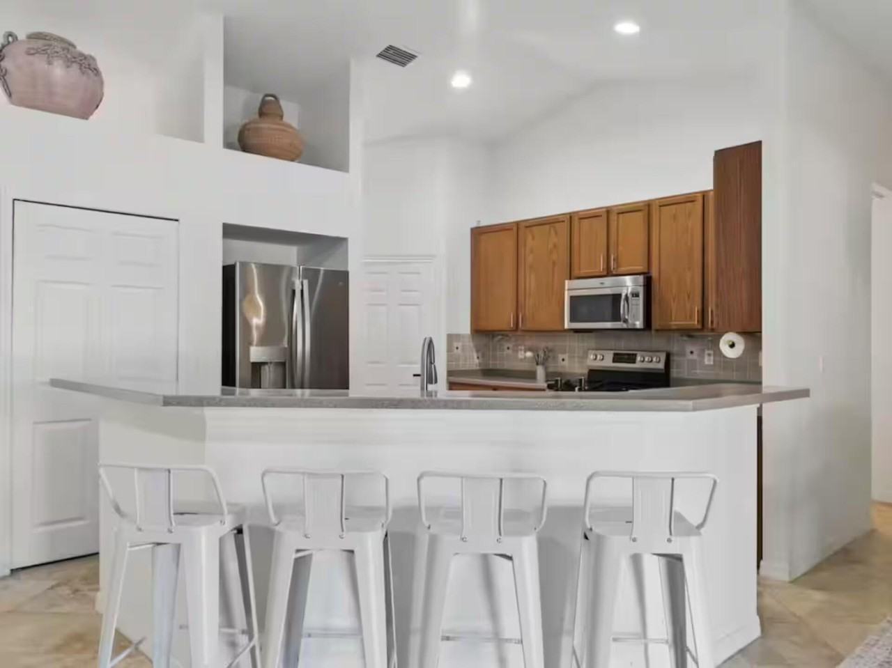 2473 Se Sidonia St - Photo 6 of 39