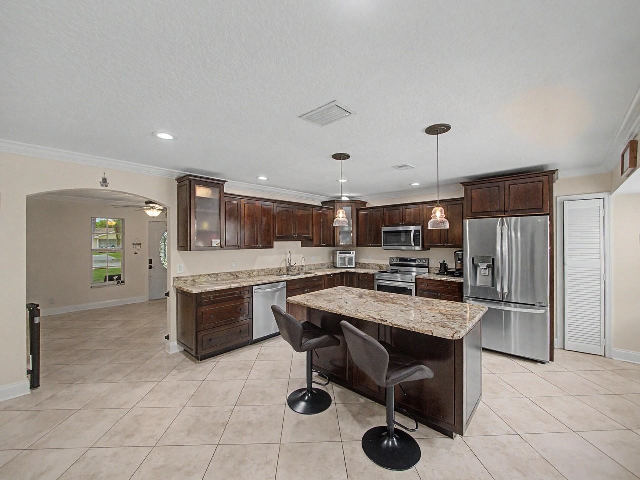 4868 Canal Dr - Photo 5 of 22