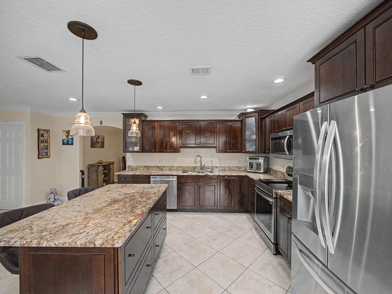 4868 Canal Dr - Photo 6 of 22