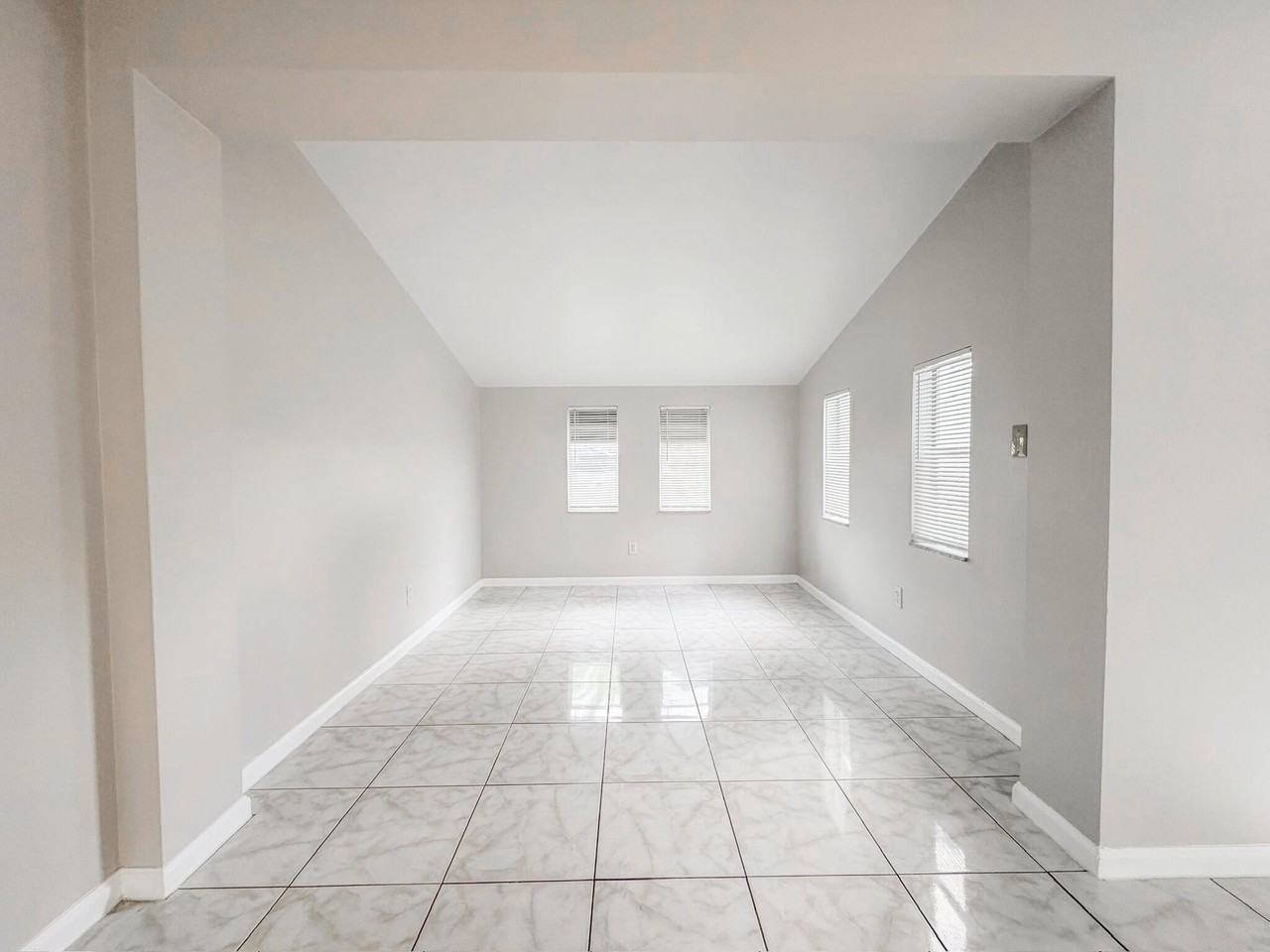 2735 Richard Rd #B - Photo 3 of 16