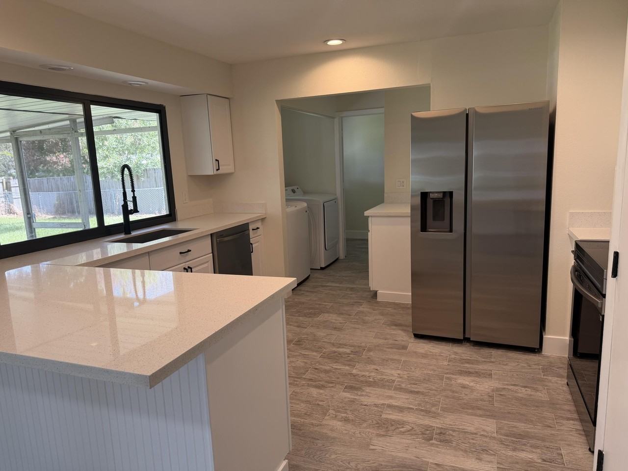 1117 Se Stewart Rd - Photo 2 of 17
