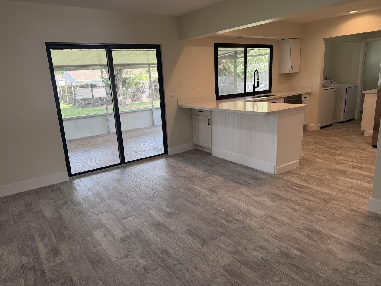 1117 Se Stewart Rd - Photo 5 of 17