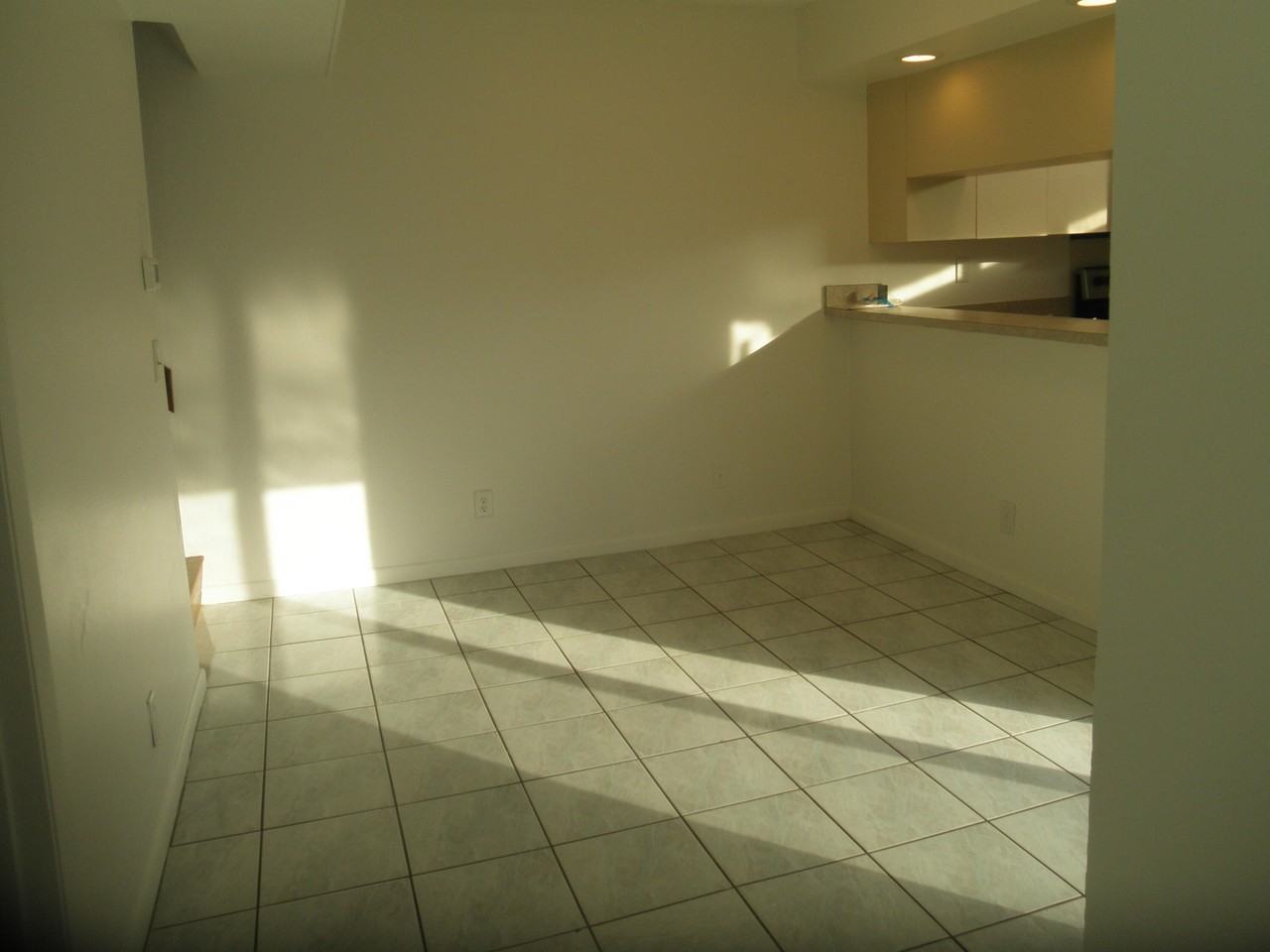 3896 Victoria Dr - Photo 5 of 13