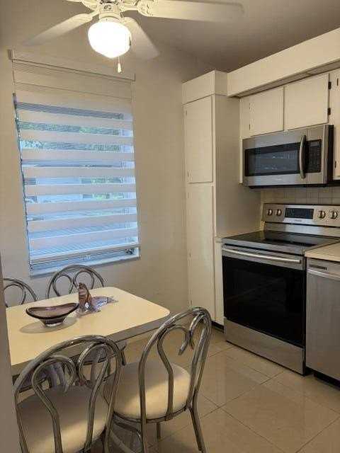 8934 Sunnywood Pl - Photo 5 of 27