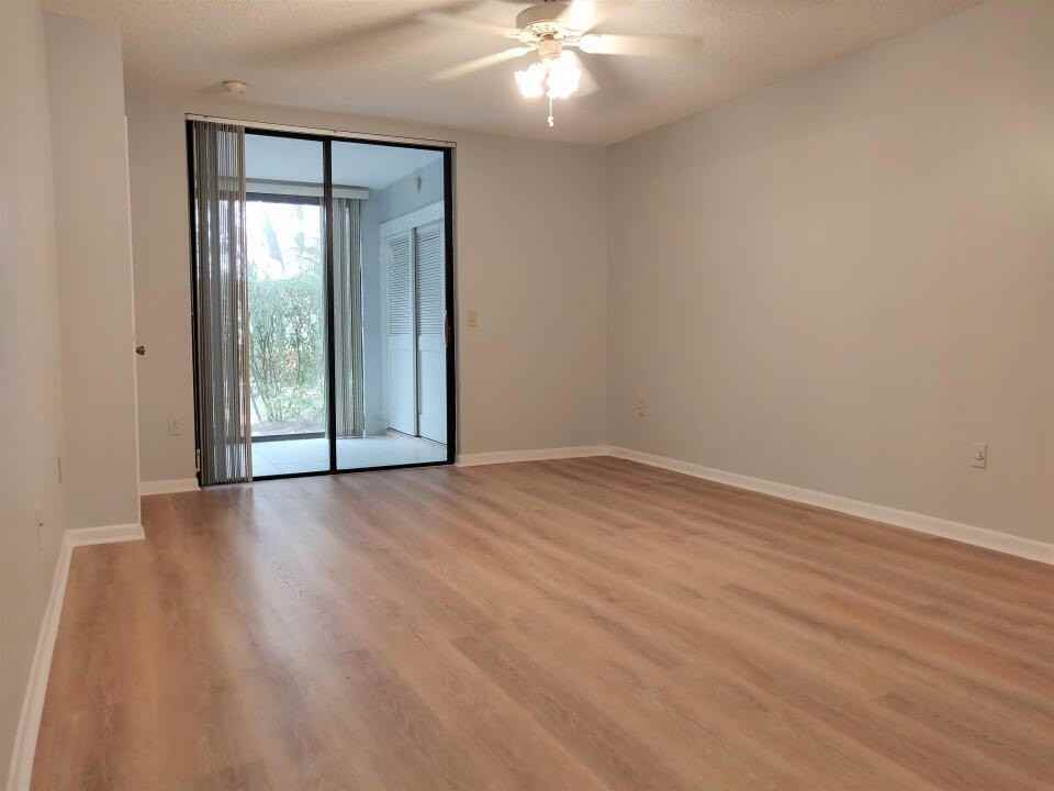 5139 Europa Dr #H - Photo 5 of 23