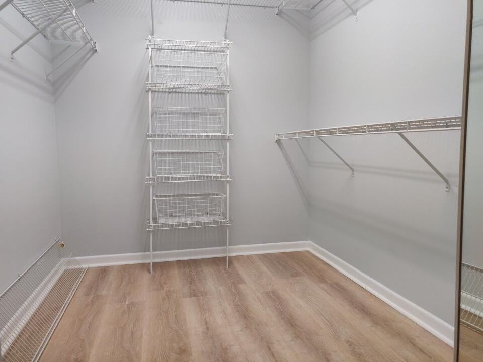 5139 Europa Dr #H - Photo 6 of 23