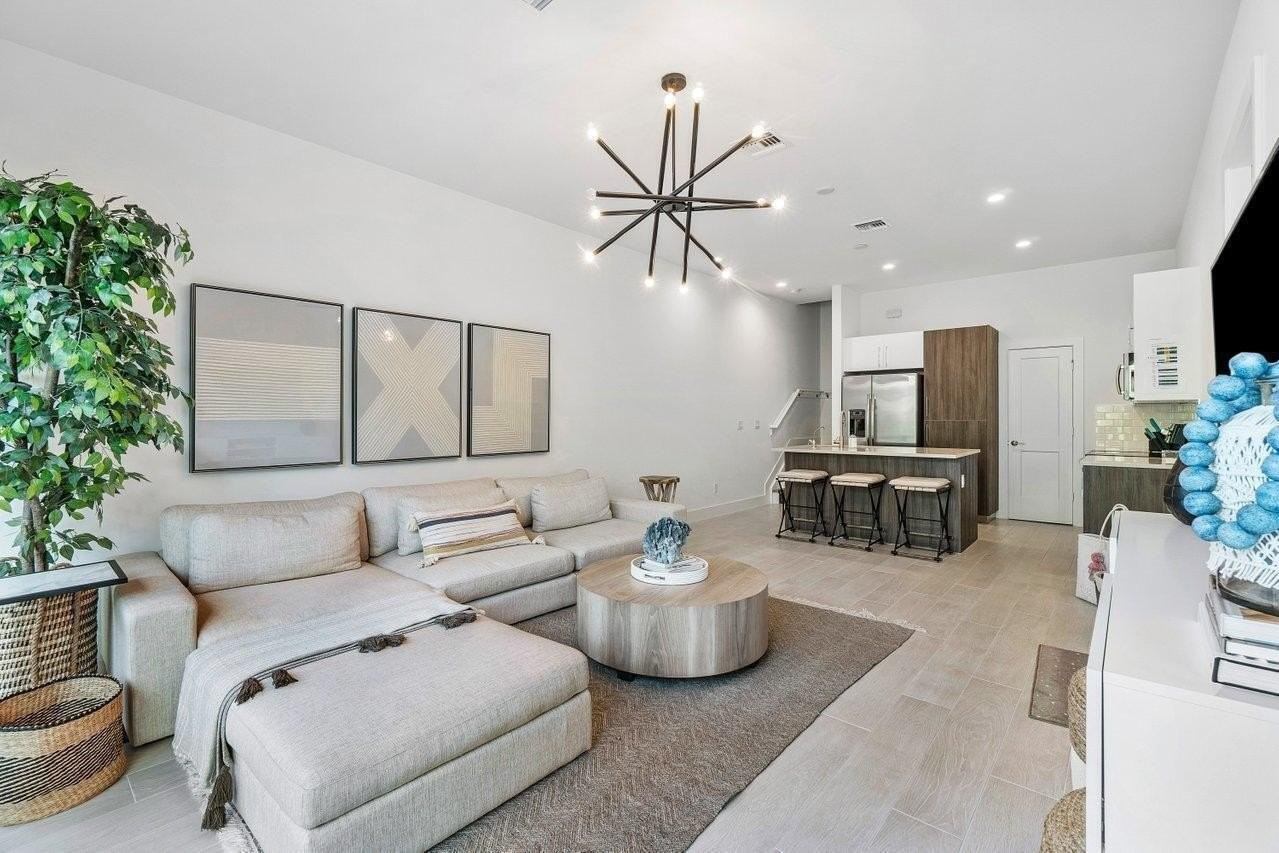 2211 Florida Blvd #A - Photo 5 of 19