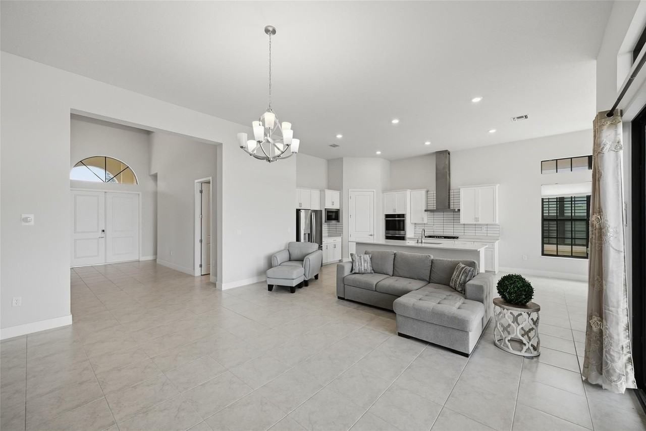 7818 Rowan Ter - Photo 6 of 30