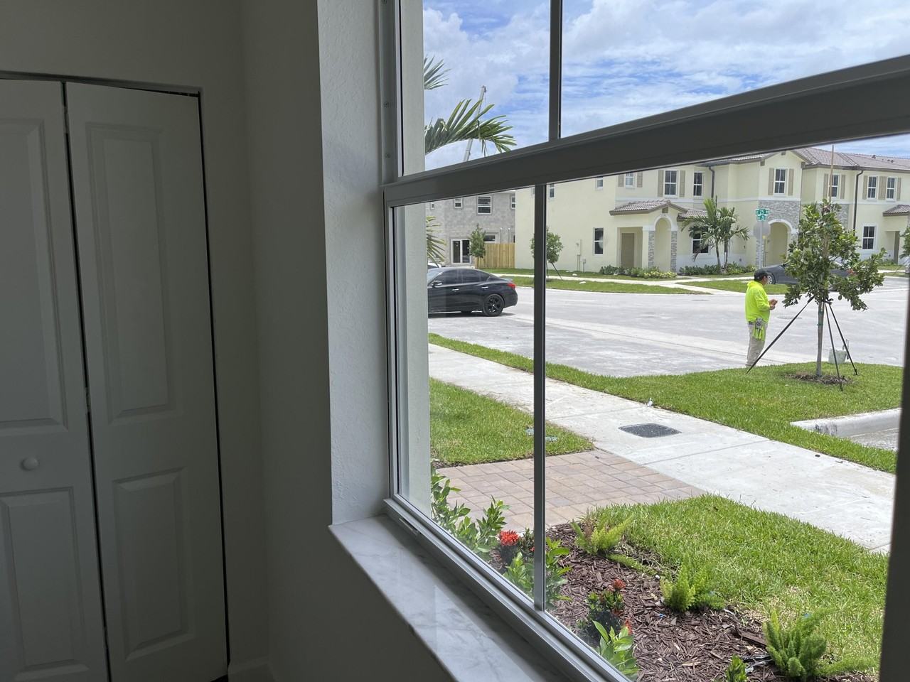 2624 Se 25th Ct - Photo 4 of 42